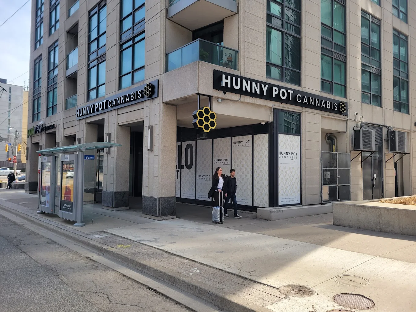 Hunny Pot Cannabis - Hunny Pot Cannabis - Bathurst Quay store front
