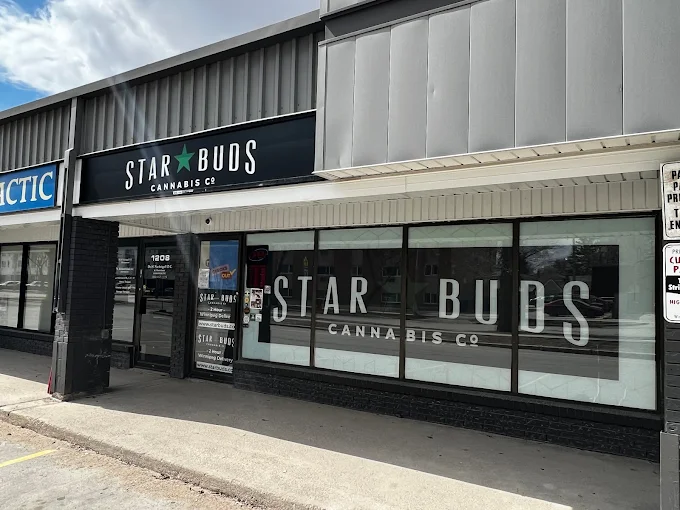 Star Buds Cannabis Co. - Star Buds Cannabis Co. - Winnipeg - Rothesay store front
