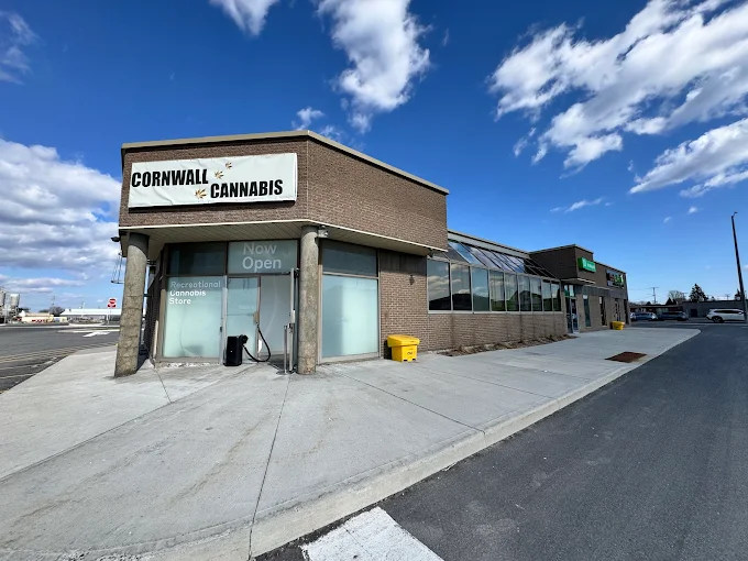 Cornwall Cannabis - Cornwall Cannabis store front