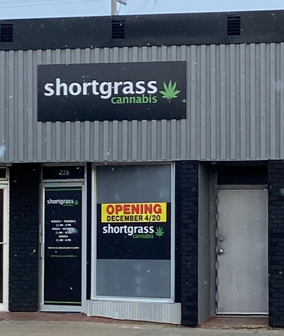 Shortgrass Cannabis - Shortgrass Cannabis store front