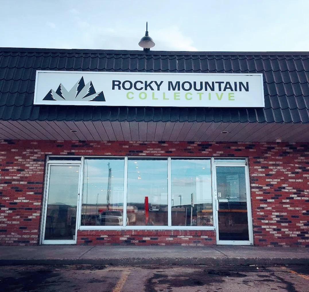 Rocky Mountain Cannabis - Rocky Mountain Cannabis - Hill store front