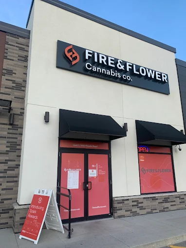 Fire & Flower Cannabis Co. - Fire & Flower Cannabis Co. - Winnipeg Park City Commons store front