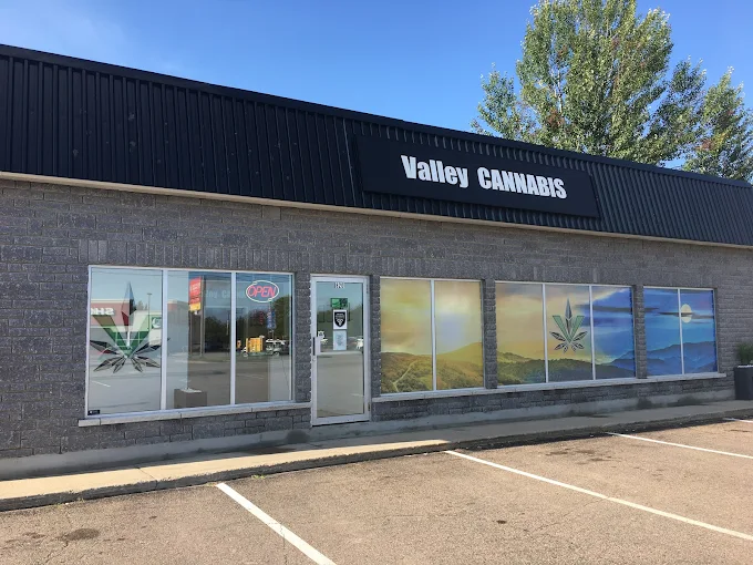 Valley Cannabis - Valley Cannabis store front