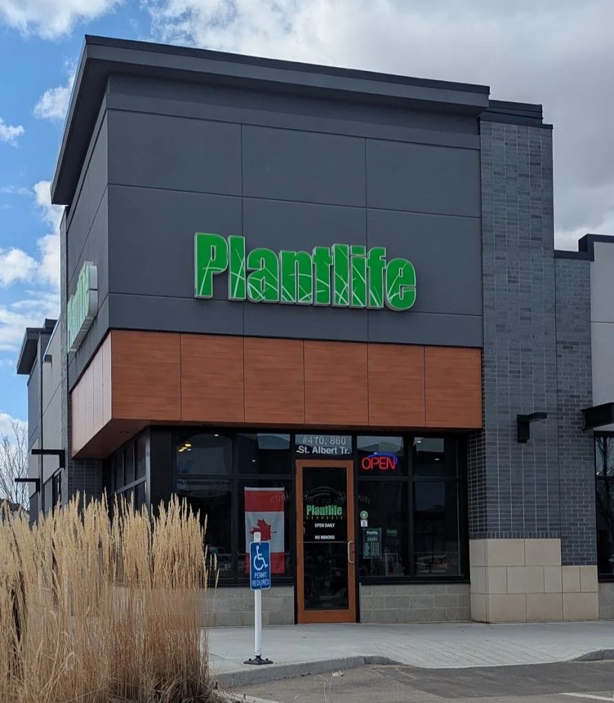Plantlife Cannabis - Plantlife Cannabis - St. Albert - Erin Ridge store front