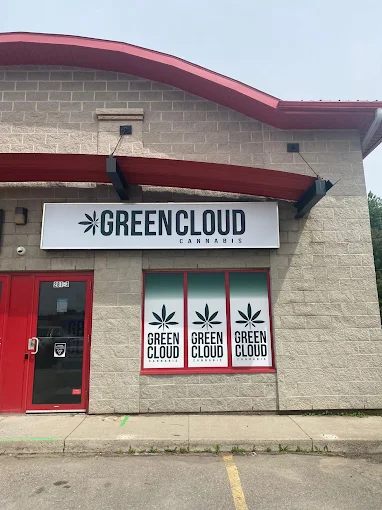 The Green Cloud Cannabis - The Green Cloud Cannabis - Orangeville store front