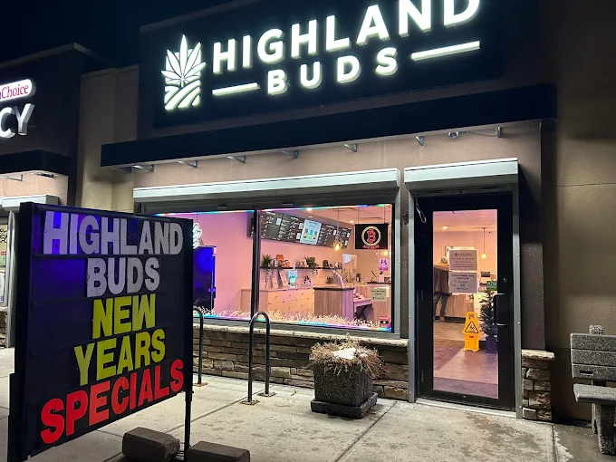 Highland Buds - Highland Park store front