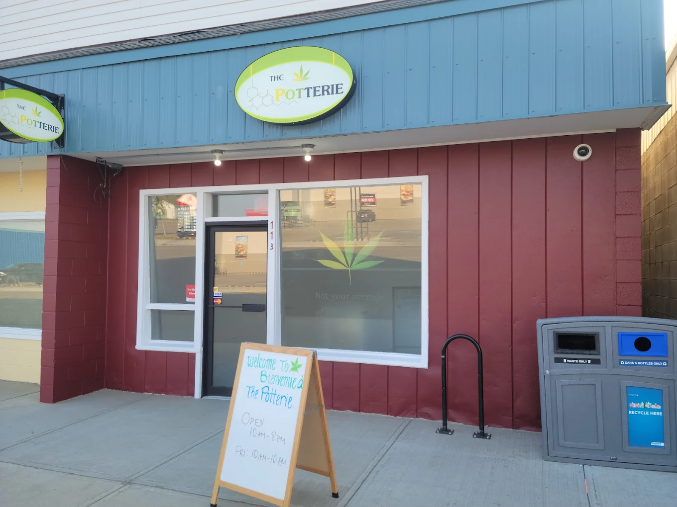 The Potterie - The Potterie - Falher store front