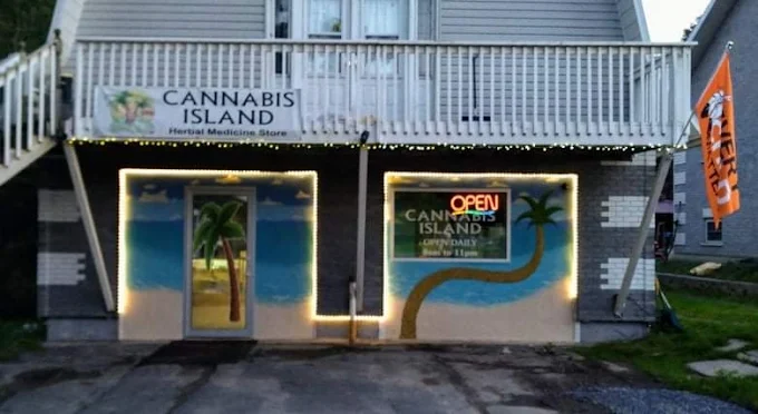 Cannabis Island - Cannabis Island - Akwesasne store front