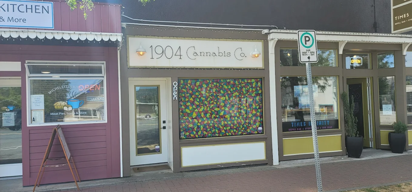 1904 Cannabis Co. - 1904 Cannabis Co. - Ladysmith store front