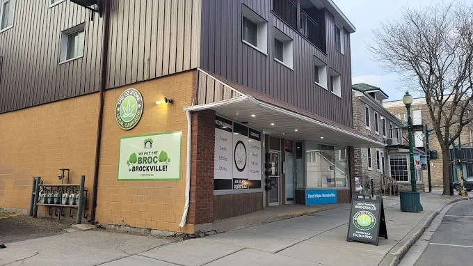 The Oz Store - The Oz Store - Brockville store front
