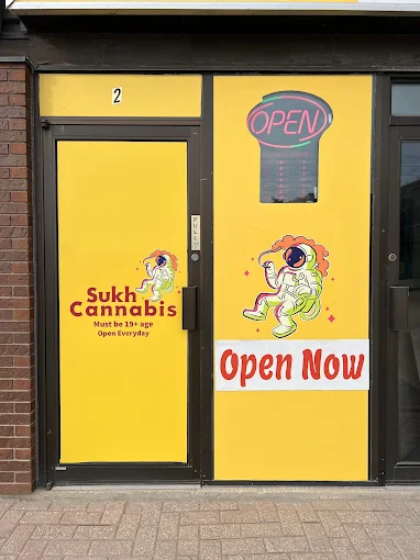 Sukh Cannabis - Sukh Cannabis - Provencher store front
