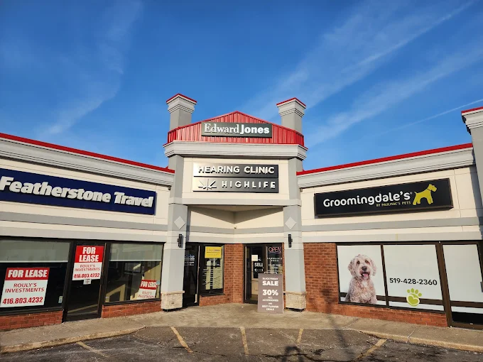 HighLife - High Life Cannabis Co - Simcoe store front