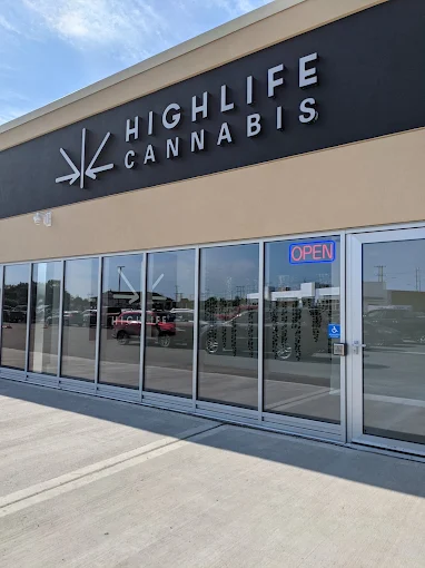 HighLife - High Life Cannabis Co - Sault Ste Marie store front