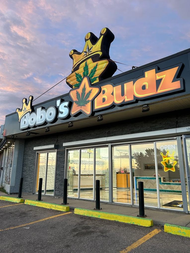 Bobo's Budz - Bobo's Budz store front