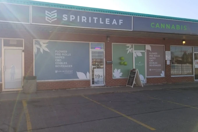 Spiritleaf - Rexdale store front