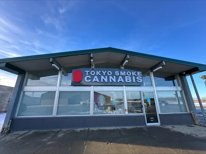 Tokyo Smoke - Tokyo Smoke - Meadow Lake Centre store front