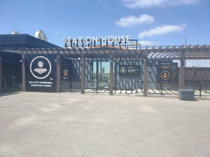 Station House Cannabis Co. - Station House Cannabis Co. store front