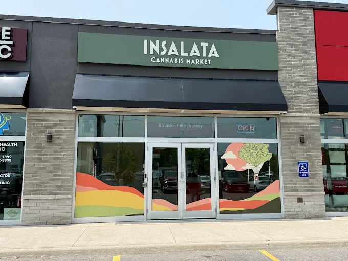 Insalata Cannabis Market - Insalata Cannabis Market - Welland store front