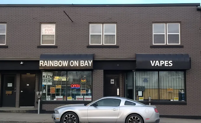 Rainbow Cannabis & Accessories - Rainbow Cannabis & Accessories - Bay store front