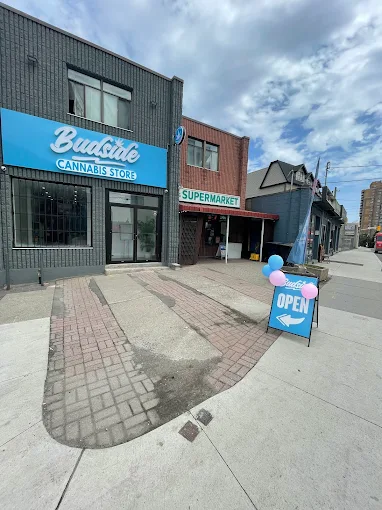 Budside - York store front