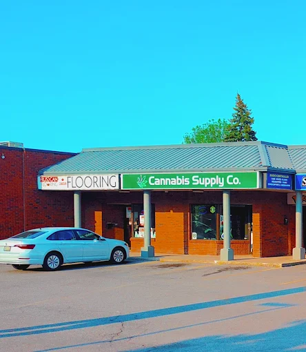 Cannabis Supply Co. - St. Catharines store front