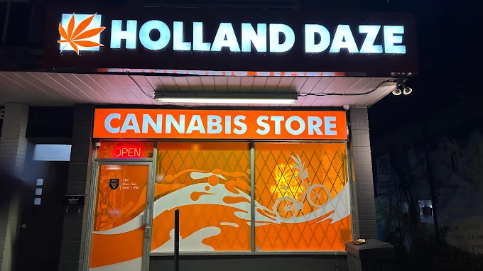 Holland Daze - Holland Daze - Eglinton store front