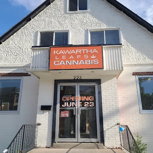 Kawartha Leafs - Kawartha Leafs - Brock Street store front