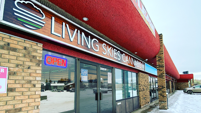 Living Skies Cannabis - Fairlight Drive store front