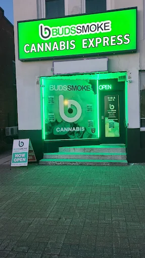 BUDSSMOKE - BUDSSMOKE - Powassan store front