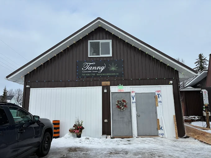 Tanny Cannabis Oasis - Tanny Cannabis Oasis store front