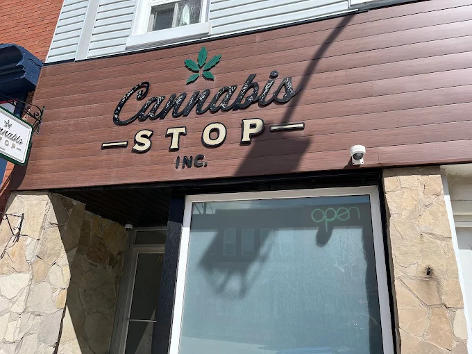 Cannabis Stop Inc. - Cannabis Stop Inc. - Grand Valley store front