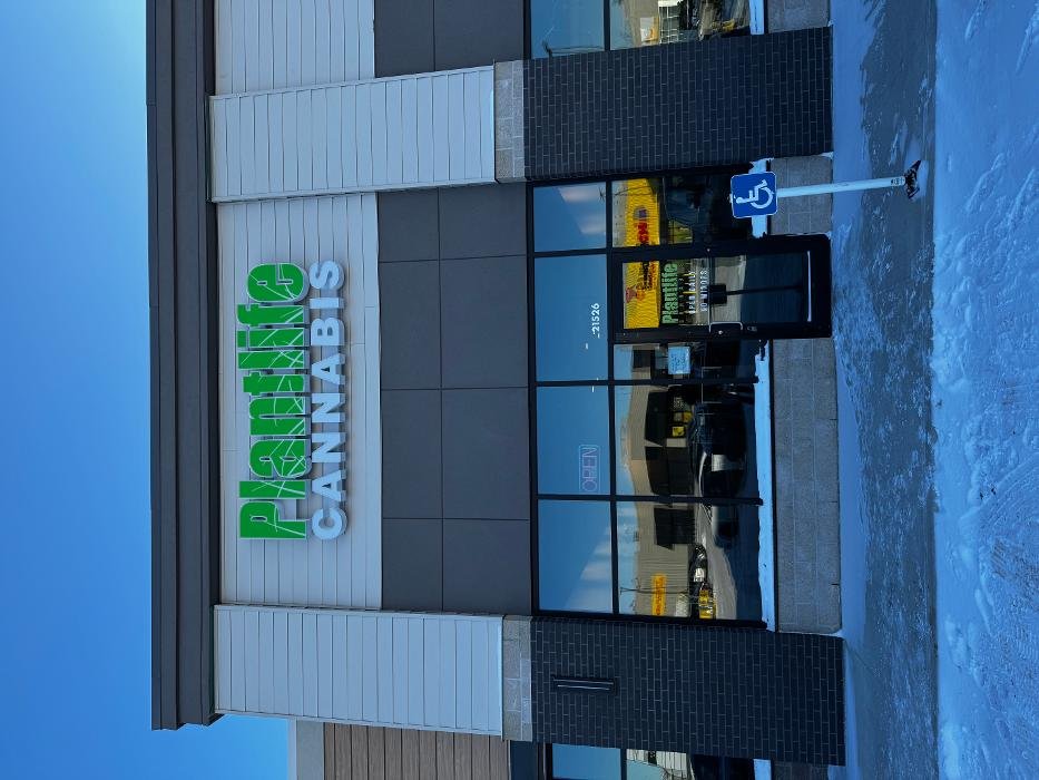 Plantlife Cannabis - Edmonton - Winterburn store front