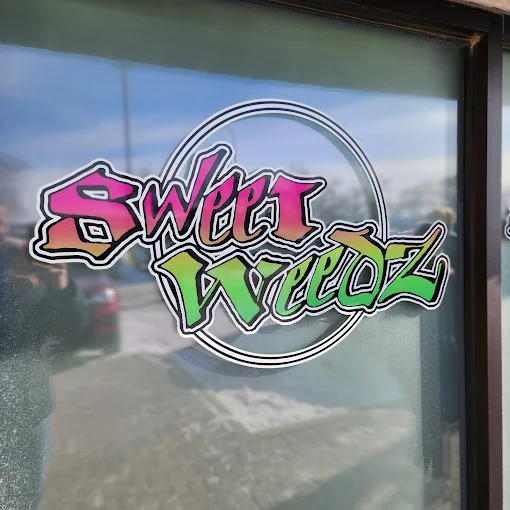 Sweet Weedz - Sweet Weedz store front