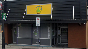 Uptown Hempire store front