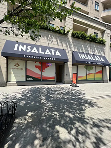 Insalata Cannabis Market - Toronto Front St store front