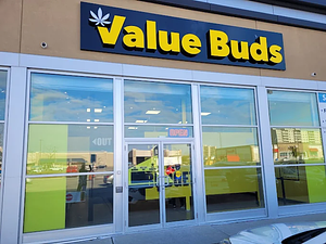 Value Buds - 410 & Steeles store front