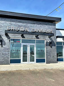 Crown Cannabis - Chappelle store front