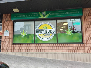 Best Buds Forever store front
