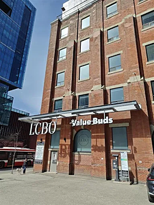Value Buds - Spadina store front