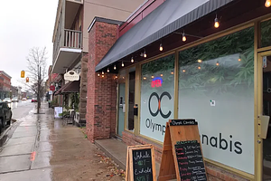 Olympia Cannabis - Carleton Place store front
