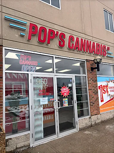 Pop's Cannabis Co. - Mississauga (Clarkson Crossing) store front