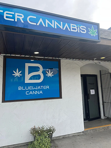 Bluewater Cannabis - Oliver store front