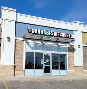 Cannabis Discounter - St. Albert store front
