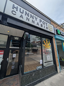 Hunny Pot Cannabis - Centretown store front