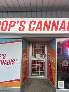 Pop's Cannabis Co. - Mississauga (Applewood) store front
