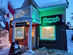 Groovy's Baysville store front