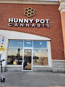 Hunny Pot Cannabis - Pickering store front
