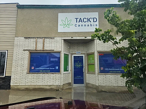 Tack'd Cannabis - Biggar store front