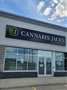 Cannabis Jacks - Timmins store front